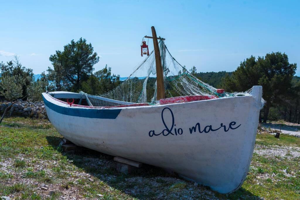 Isolated Paradise Adio Mare Milna  Exteriör bild